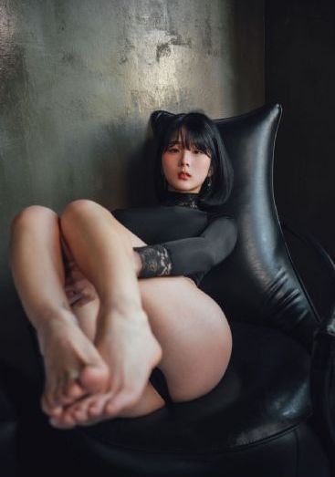 日本少妇翘臀后进一区_剧情片高清在线