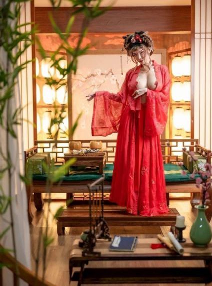 欧美浪货_高清全集免费播放