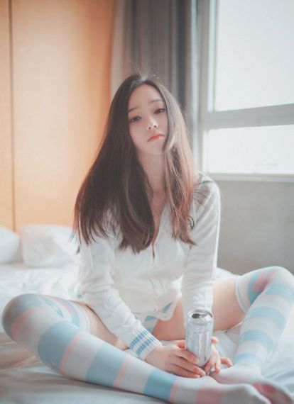 欧美酒吧媓乱派对视频_BD英语在线播放观看