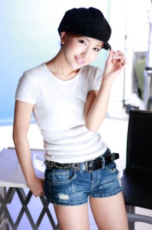 亚洲码欧美码_1080影视在线观看