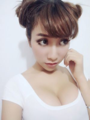 日本短发av贫乳_超清免费观看最新