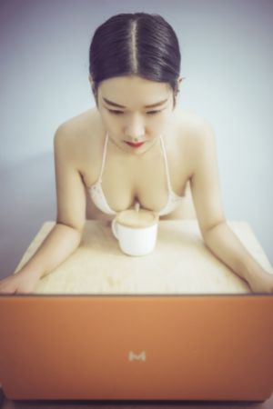 免费在线欧美纯爱动漫_1080高清电影在线