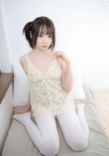 欧美女性沙滩健身_HD高清完整版