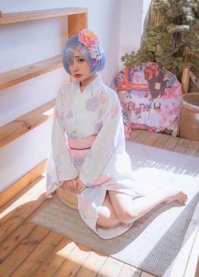 国产精品高潮诱惑肉丝袜美女_国产精品视频