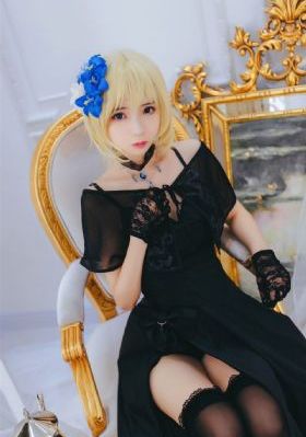 国产丝袜大长腿精品丝袜美女_蓝光高清在线观看