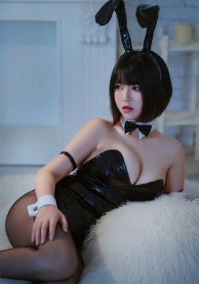 欧美男与狗_超清免费高清观看